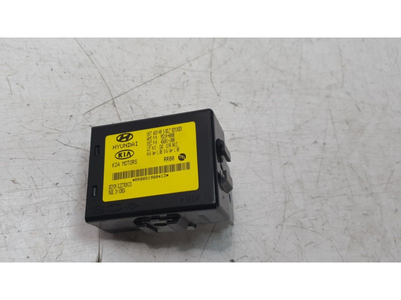 Recambio de modulo electronico para kia stonic (ybcuv) concept referencia OEM IAM 95210H8000 4D68K11000 