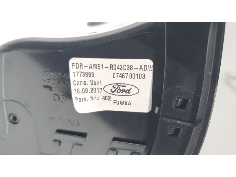 Recambio de aireador central para ford kuga st-line referencia OEM IAM 0746700103  