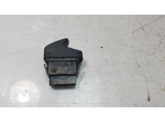 Recambio de mando elevalunas delantero izquierdo para renault megane i classic (la0/1_) 1.9 dti (la1u) referencia OEM IAM 429998 2