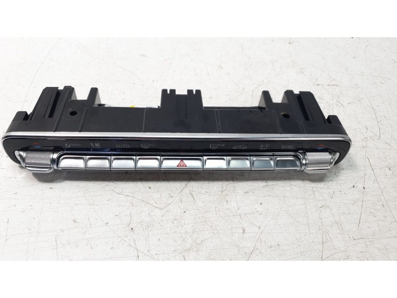 Recambio de mando climatizador para mercedes-benz cla (c118) cla 200 4-matic (118.388) referencia OEM IAM 2479056703  