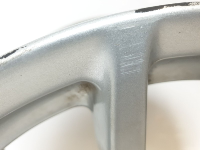 Recambio de llanta para bmw 1 (f20) 118 d referencia OEM IAM   