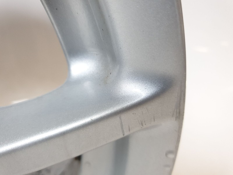 Recambio de llanta para bmw 1 (f20) 118 d referencia OEM IAM   