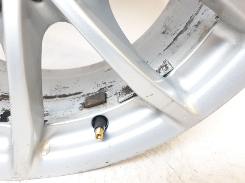 Recambio de llanta para bmw 1 (f20) 118 d referencia OEM IAM 6796202  