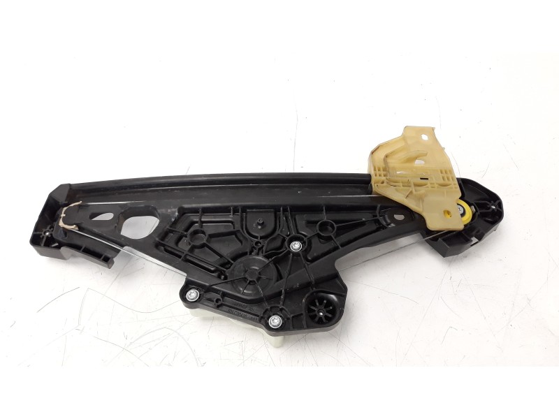 Recambio de elevalunas trasero derecho para renault captur ii 1.0 tce referencia OEM IAM 827209371R  