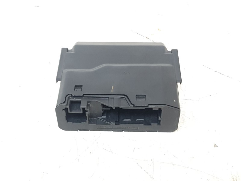 Recambio de modulo electronico para toyota yaris cross hybrid fwd style referencia OEM IAM 82644K0050  