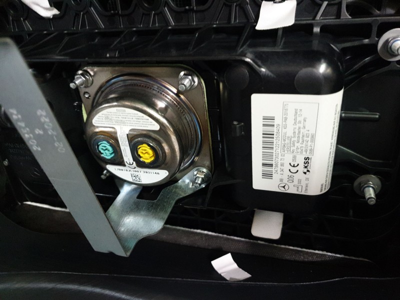 Recambio de salpicadero para mercedes-benz clase b sports tourer (w247) b 200 d (247.012) referencia OEM IAM 2476803300  