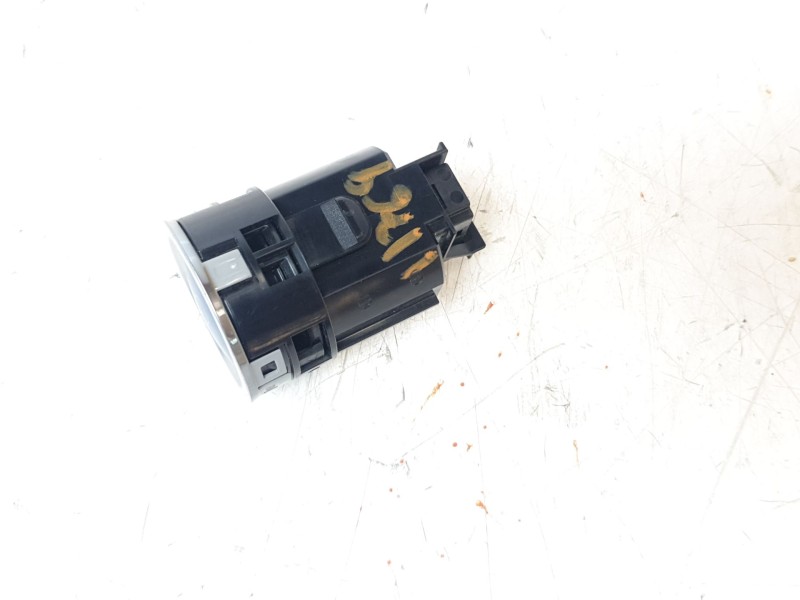 Recambio de conmutador de arranque para toyota yaris cross hybrid fwd style referencia OEM IAM 15F451  
