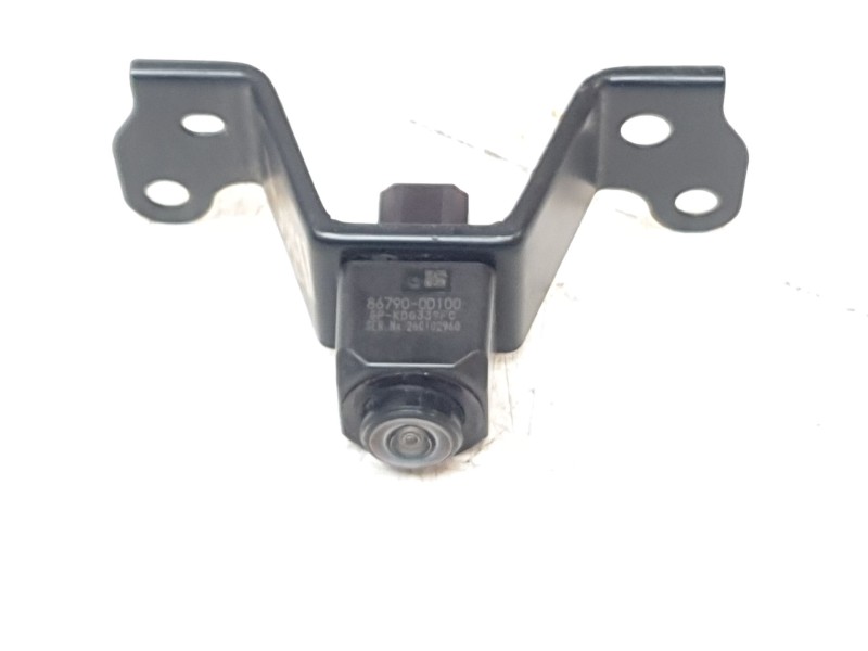 Recambio de camara vision frontal para toyota yaris cross hybrid fwd style referencia OEM IAM 8646C0D010  