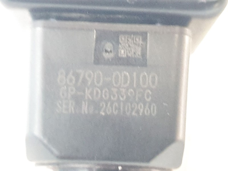 Recambio de camara vision frontal para toyota yaris cross hybrid fwd style referencia OEM IAM 8646C0D010  