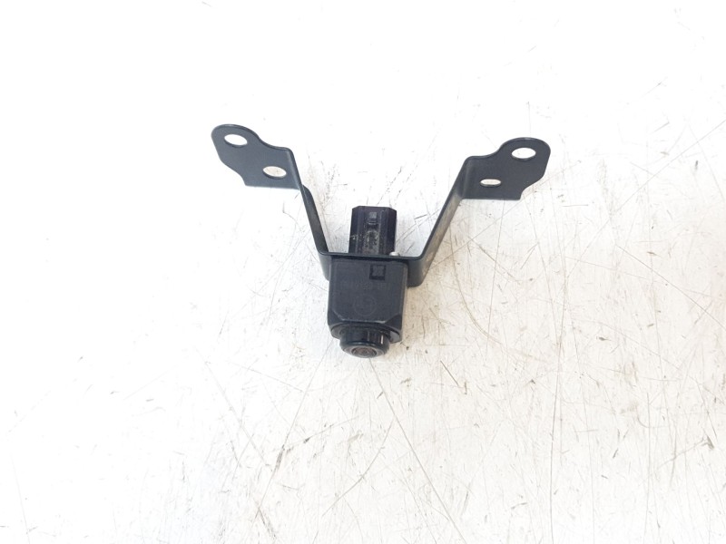 Recambio de camara vision frontal para toyota yaris cross hybrid fwd style referencia OEM IAM 8646C0D010  