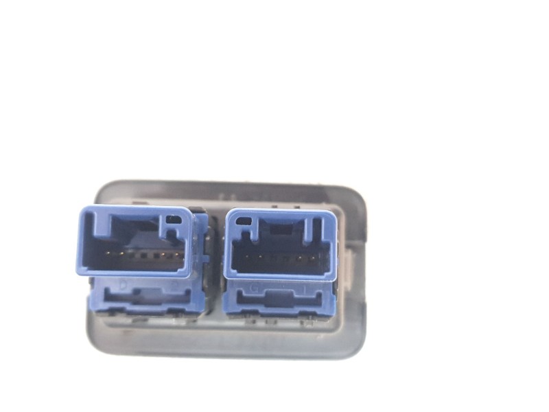 Recambio de interruptor para toyota yaris cross hybrid fwd style referencia OEM IAM 692900D010  