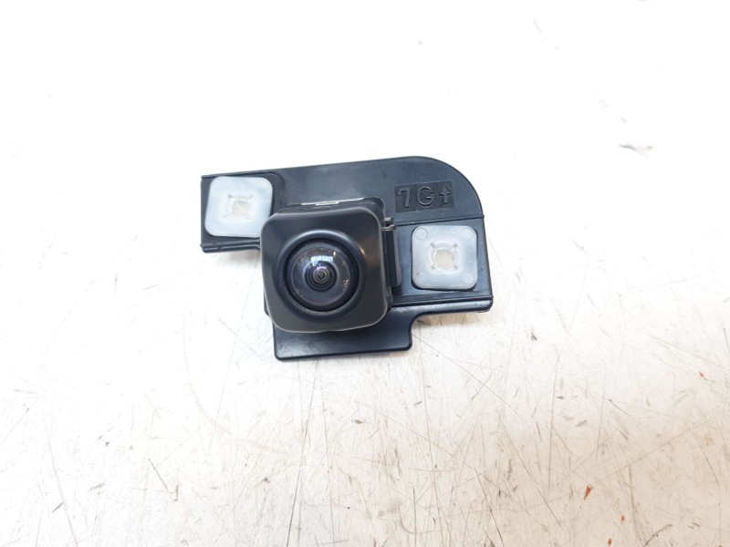 Recambio de camara vision trasera para toyota yaris cross hybrid fwd style referencia OEM IAM 867900D120  