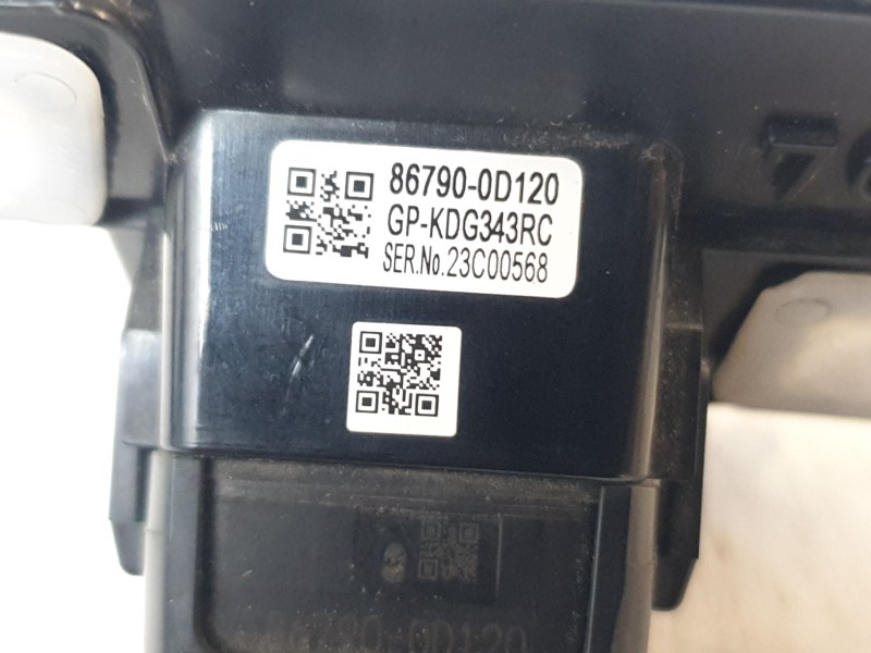 Recambio de camara vision trasera para toyota yaris cross hybrid fwd style referencia OEM IAM 867900D120  