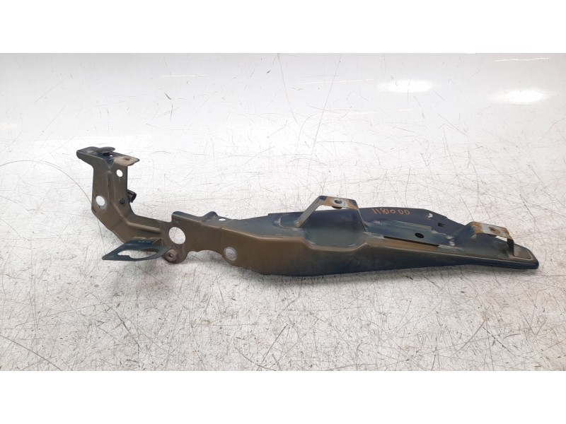 Recambio de soporte faro derecho para citroen c4 picasso origins referencia OEM IAM 9801669280  