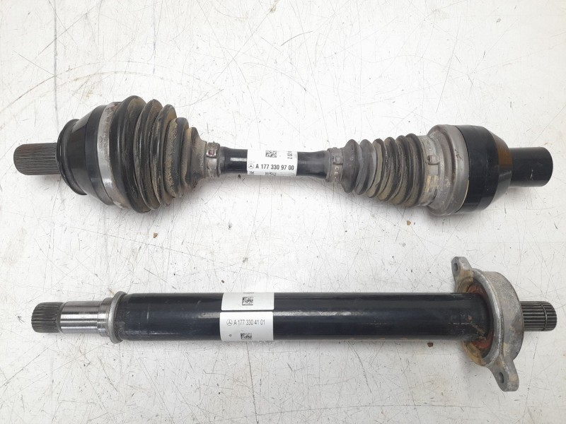 Recambio de transmision delantera derecha para mercedes-benz b-klasse (bm 247) b 180 referencia OEM IAM 1773309700  