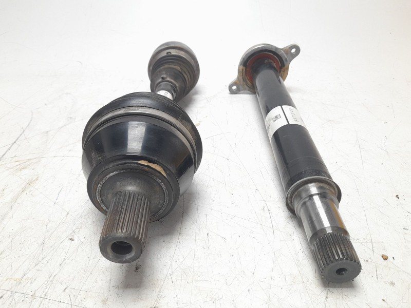 Recambio de transmision delantera derecha para mercedes-benz b-klasse (bm 247) b 180 referencia OEM IAM 1773309700  