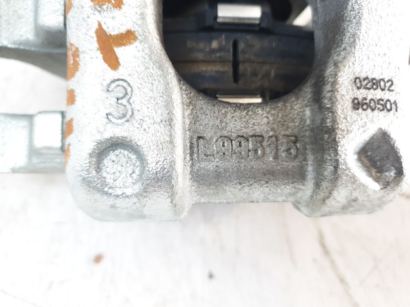 Recambio de pinza de freno trasera derecha para toyota yaris cross hybrid fwd style referencia OEM IAM L99515  