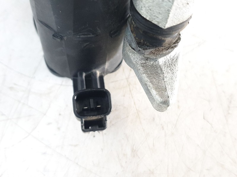 Recambio de pinza de freno trasera izquierda para toyota yaris cross hybrid fwd style referencia OEM IAM L99514  