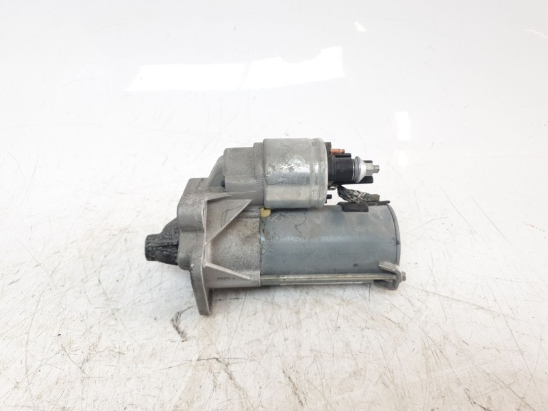 Recambio de motor arranque para dacia duster ambiance 4x2 referencia OEM IAM 233003329R  ARF170153