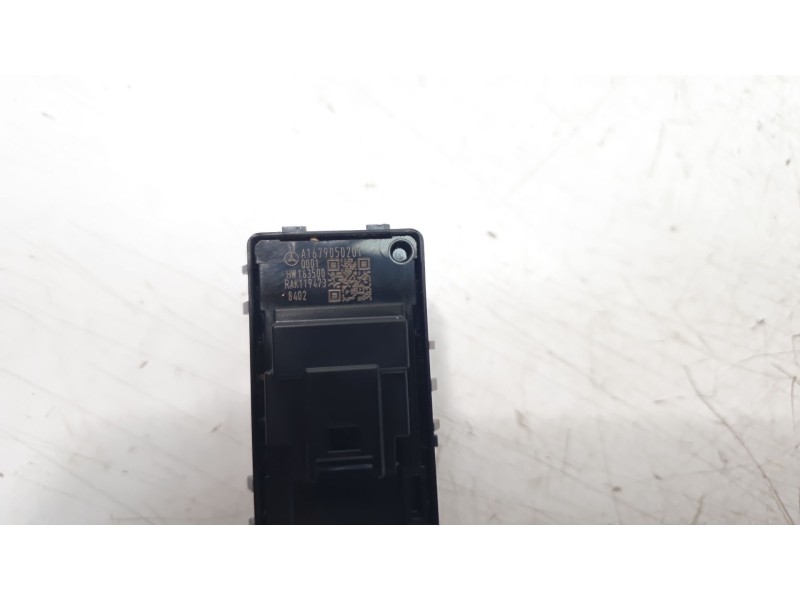 Recambio de mando elevalunas trasero izquierdo para mercedes-benz cla (c118) cla 200 4-matic (118.388) referencia OEM IAM A16790