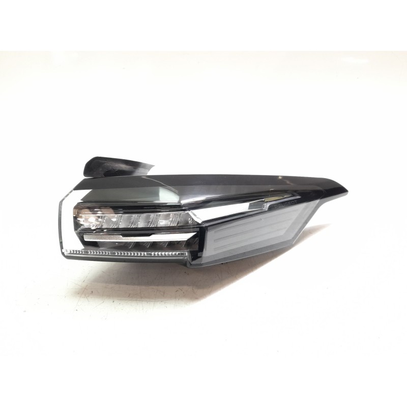 Recambio de piloto trasero derecho para peugeot 308 sw iii (fc_, fj_, fr_, f4_, fn_) puretech 130 (frhnsl, frhnst) referencia OE