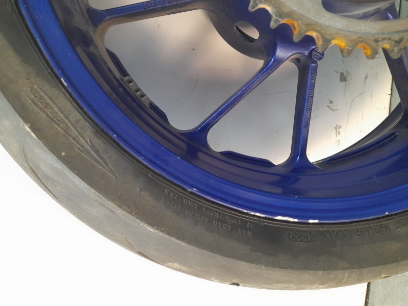 Recambio de llanta para yamaha mt-09 (7.2013) referencia OEM IAM 2DR2533800P0  