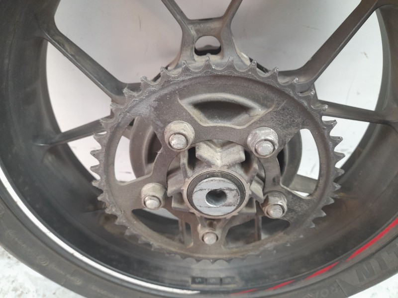 Recambio de llanta trasera para honda cbr 500r cbr 500 r referencia OEM IAM 42650MKPDN0ZC  