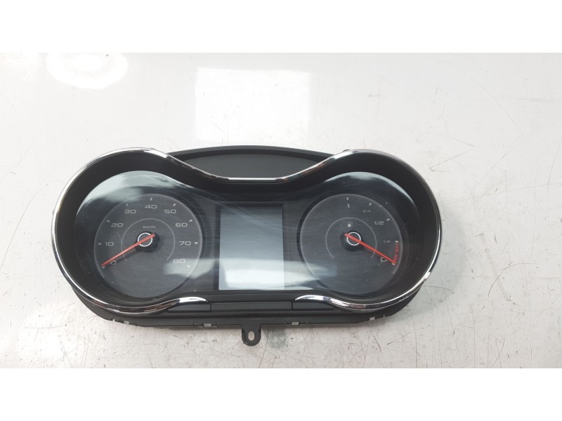 Recambio de cuadro instrumentos para aixam uv/51/af0a s9 referencia OEM IAM 810CC033  