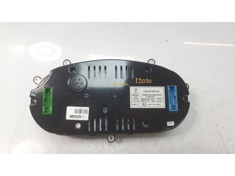 Recambio de cuadro instrumentos para aixam uv/51/af0a s9 referencia OEM IAM 810CC033  