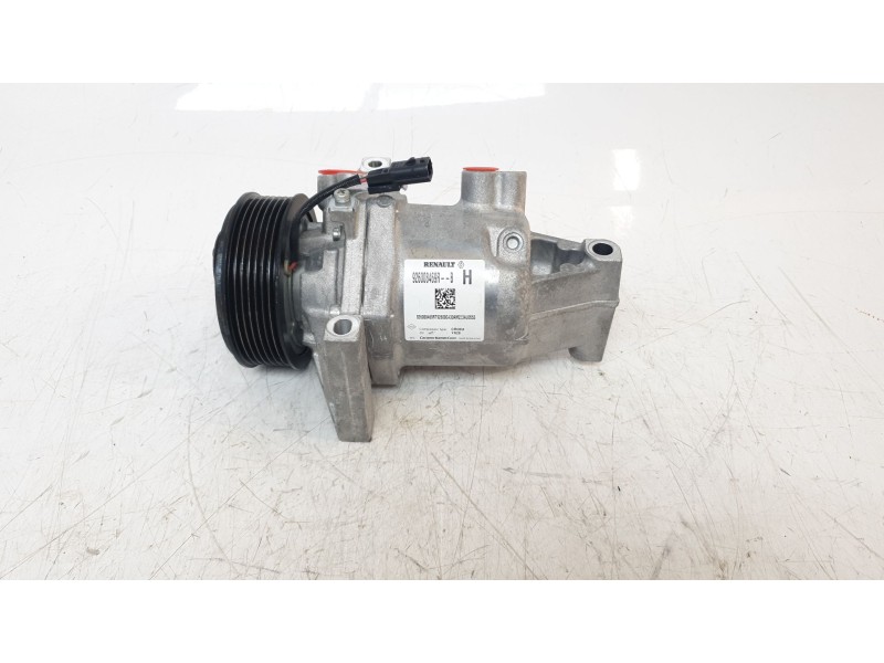Recambio de compresor aire acondicionado para dacia sandero iii stepway expression referencia OEM IAM 926008469R  