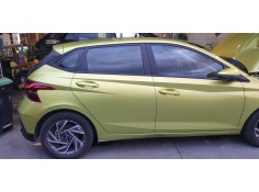 PUERTA TRASERA DERECHA 77004Q0000 