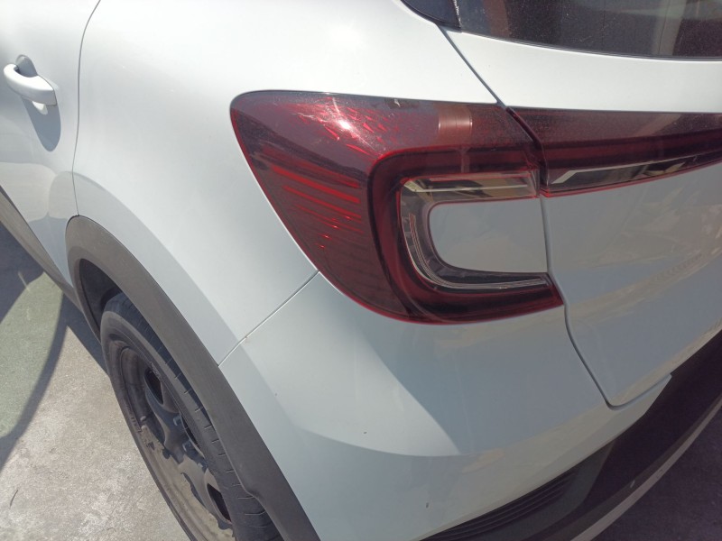 Recambio de piloto trasero izquierdo para renault captur ii (hf_) tce 160 (hfn1) referencia OEM IAM   