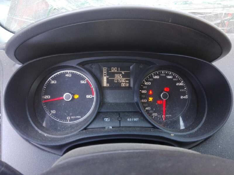 seat ibiza (6j5) del año 2014