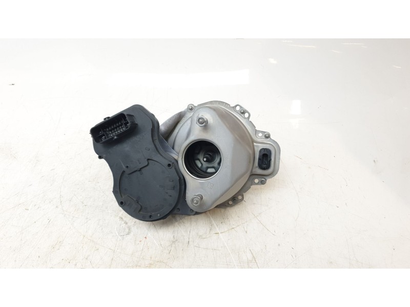 Recambio de servofreno para toyota yaris cross hybrid fwd style referencia OEM IAM 472100D010 0204852046 