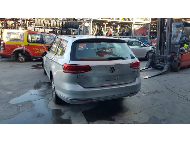 volkswagen passat variant (3g5) del año 2017