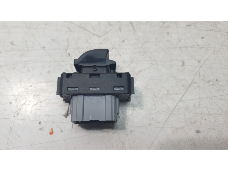 Recambio de mando elevalunas delantero izquierdo para aixam uv/51/af0a s9 referencia OEM IAM 98016307ZD  