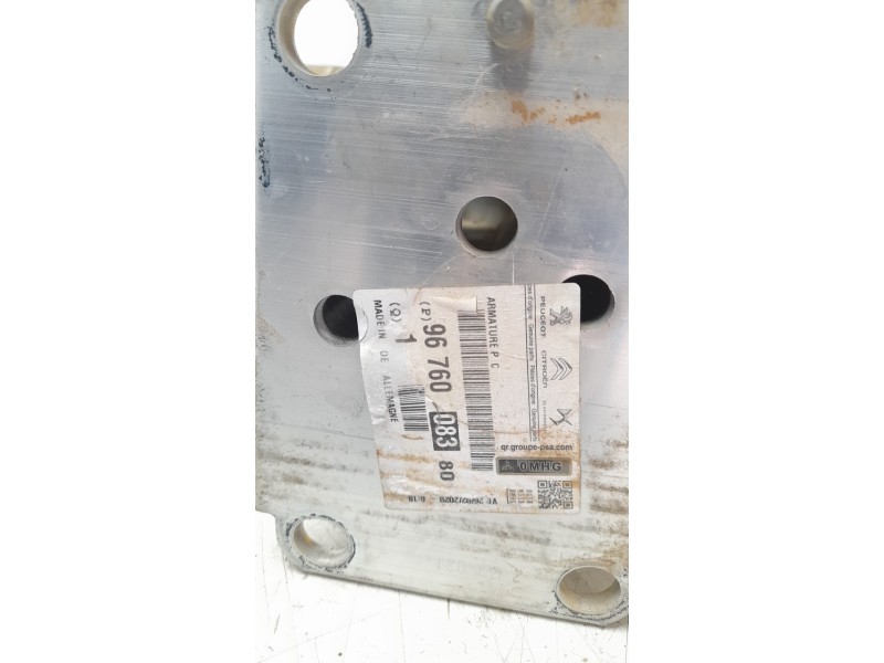 Recambio de refuerzo paragolpes delantero para citroen c4 picasso origins referencia OEM IAM 9676008380 107075607 CI4501622