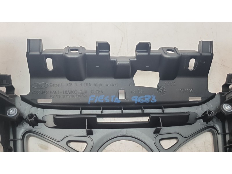 Recambio de rejilla aireadora para ford fiesta (ccn) trend referencia OEM IAM 1788388  