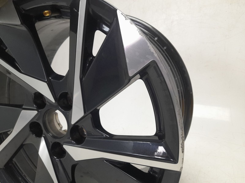 Recambio de llanta para peugeot 308 sw iii (fc_, fj_, fr_, f4_, fn_) puretech 130 (frhnsl, frhnst) referencia OEM IAM 9835057580