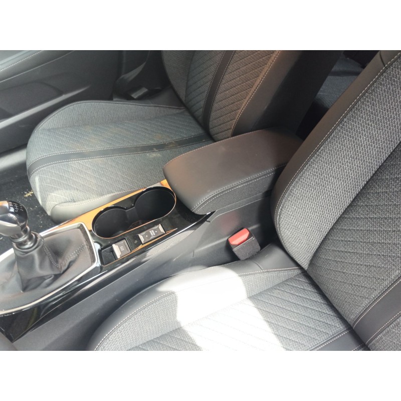 Recambio de apoyabrazos central para peugeot 208 ii (ub_, up_, uw_, uj_) 1.2 puretech 100 referencia OEM IAM   