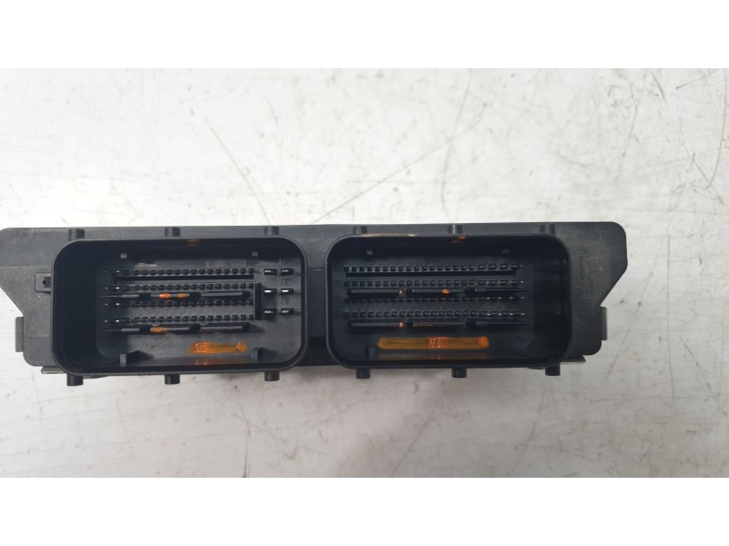 Recambio de centralita motor uce para kia stonic (ybcuv) concept referencia OEM IAM 3910608244  