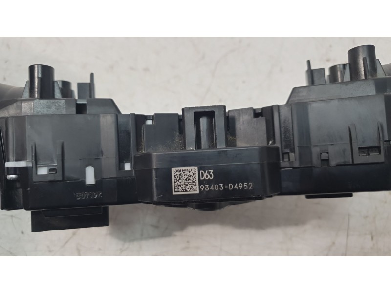 Recambio de mando multifuncion para kia stonic (ybcuv) concept referencia OEM IAM 93403D4952  