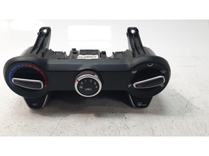 Recambio de mando calefaccion / aire acondicionado para kia stonic (ybcuv) concept referencia OEM IAM 97250H8020LEF  