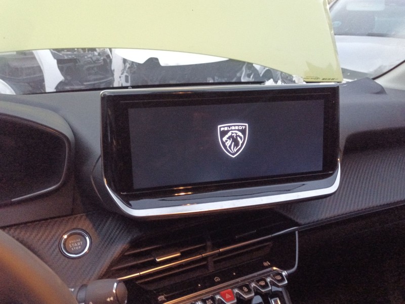 Recambio de pantalla multifuncion para peugeot 208 ii (ub_, up_, uw_, uj_) 1.2 puretech 100 referencia OEM IAM   