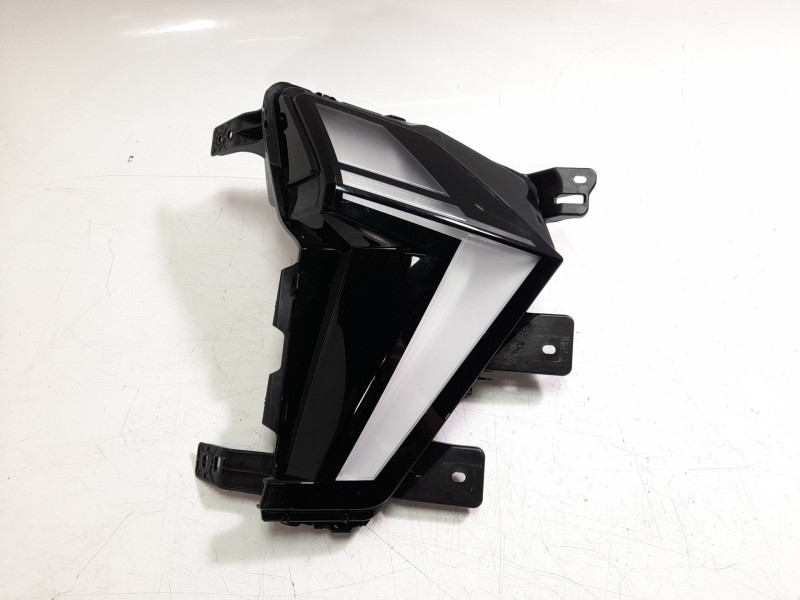 Recambio de piloto delantero derecho para renault captur ii (hf_) tce 90 (hfm6) referencia OEM IAM 266009347R  