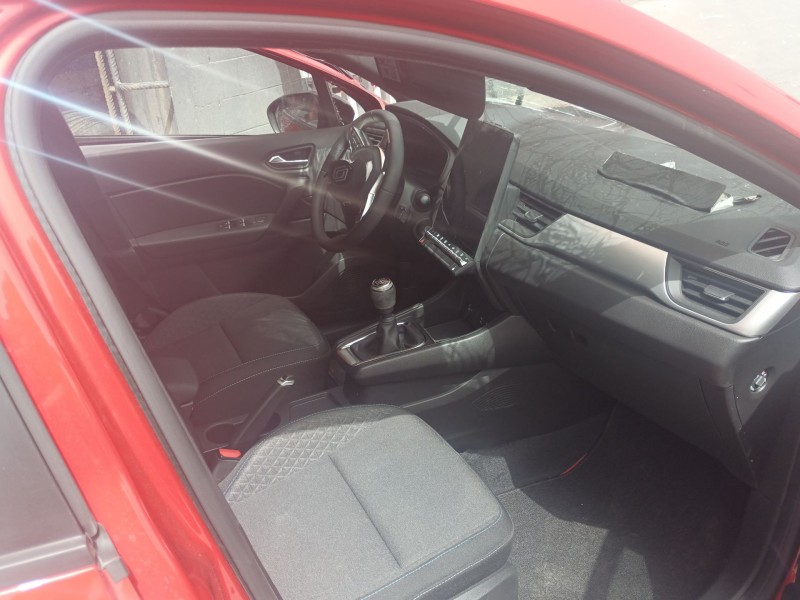 renault captur ii (hf_) del año 2024