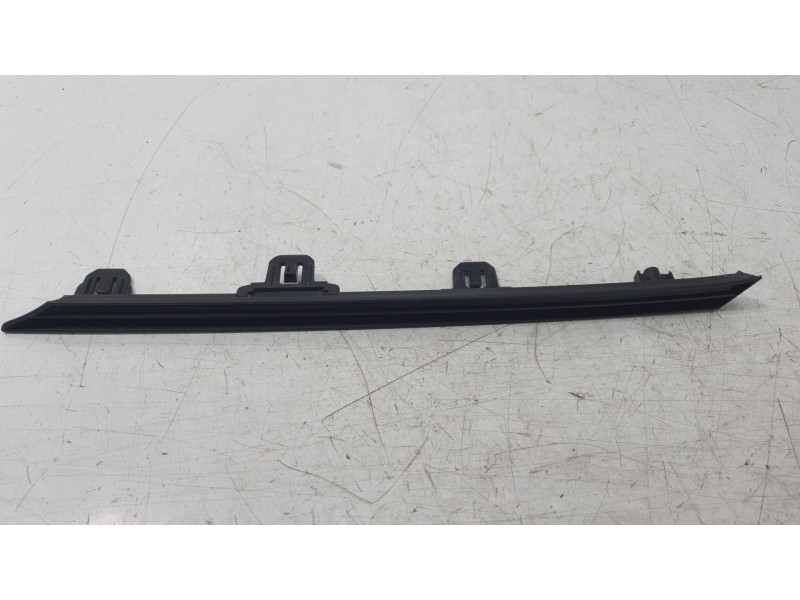 Recambio de moldura para toyota rav 4 v (_a5_, _h5_) 2.5 hybrid (axah52) referencia OEM IAM 5312342020  