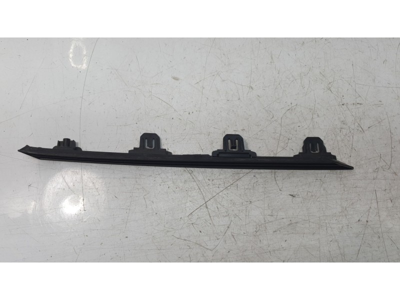 Recambio de moldura para toyota rav 4 v (_a5_, _h5_) 2.5 hybrid (axah52) referencia OEM IAM 531242060  