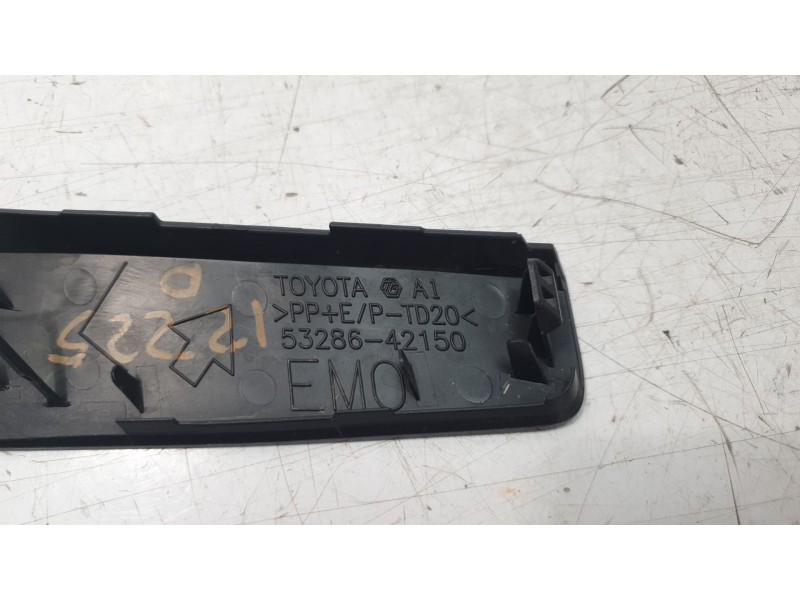 Recambio de moldura para toyota rav 4 v (_a5_, _h5_) 2.5 hybrid (axah52) referencia OEM IAM 53286  