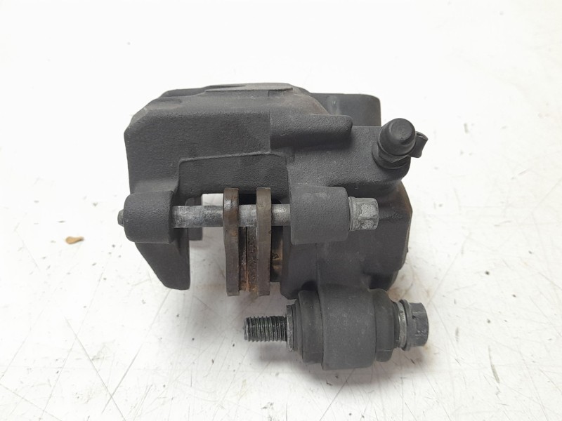 Recambio de pinza de freno trasera para honda x-adv x-adv referencia OEM IAM 43150MKHD01  